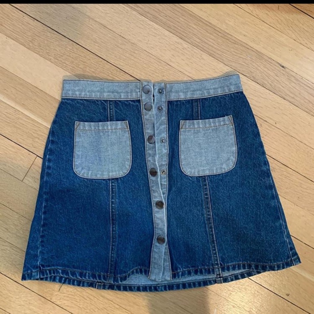 Super cute skirt!